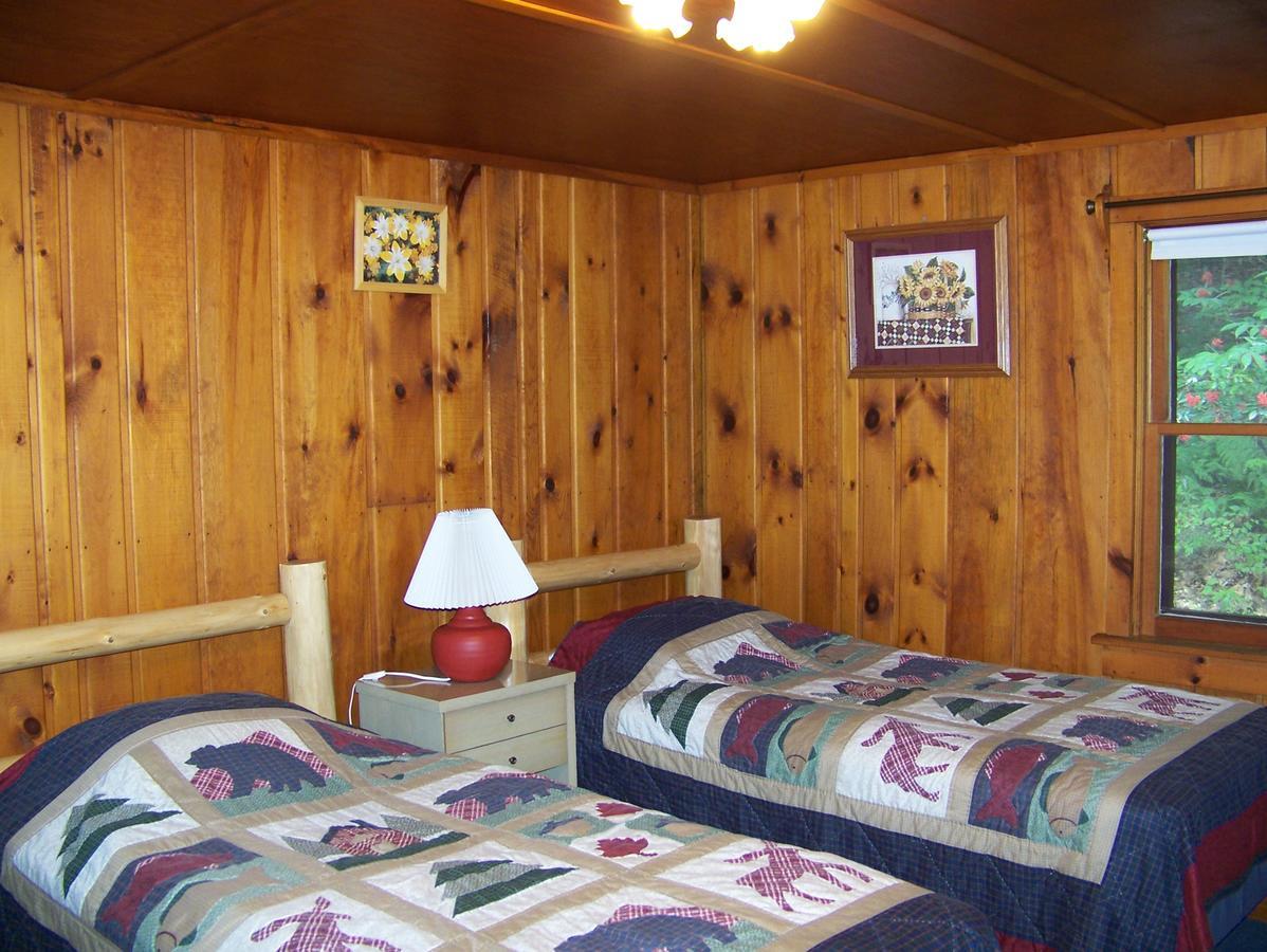 Oak Ridge Hotel Phelps Екстериор снимка