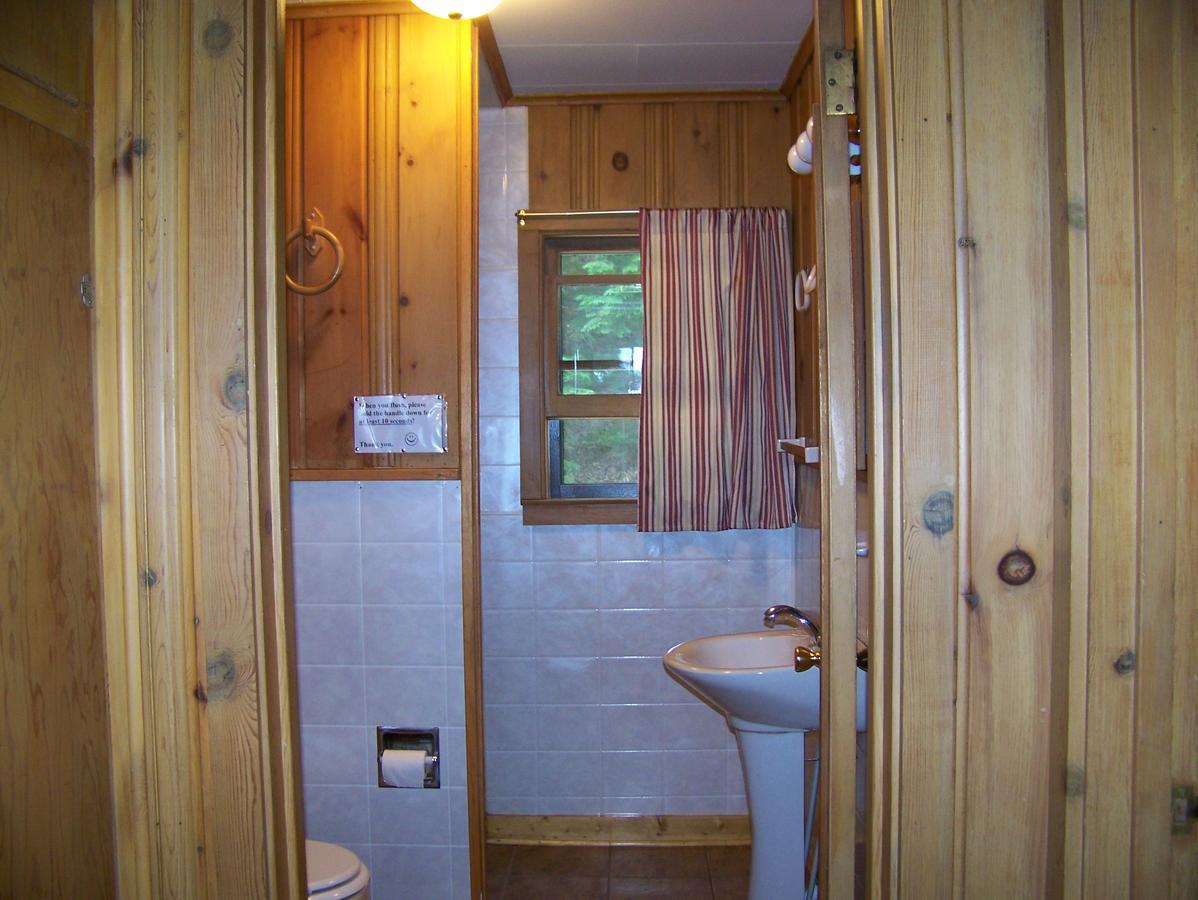 Oak Ridge Hotel Phelps Екстериор снимка